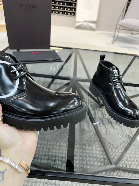 Valentino Shoe 